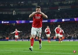 又伤了！巴萨官方：奥尔莫左肩脱臼，预计伤缺一个月